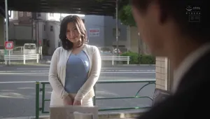 Người chồng yếu không làm lên đỉnh, bà xã lên mạng tìm trai trẻ quan hệ khỏe