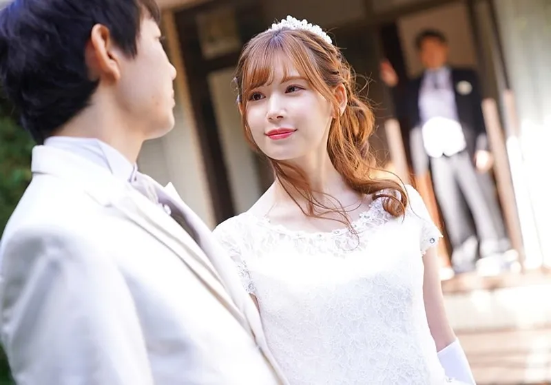 Bố ông chồng phang vợ sắp cưới của con trai ngay sau lễ cưới của con trai